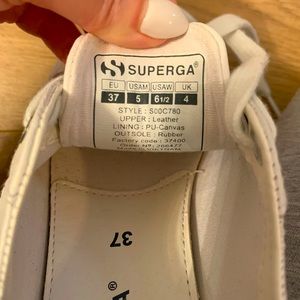 Women's 2750 Nappalea Leather Sneakers